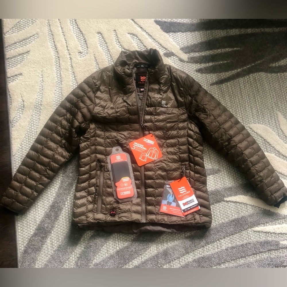 New With Tags - Fieldsheer Backcountry Heated Women’s Jacket (Large/XL)